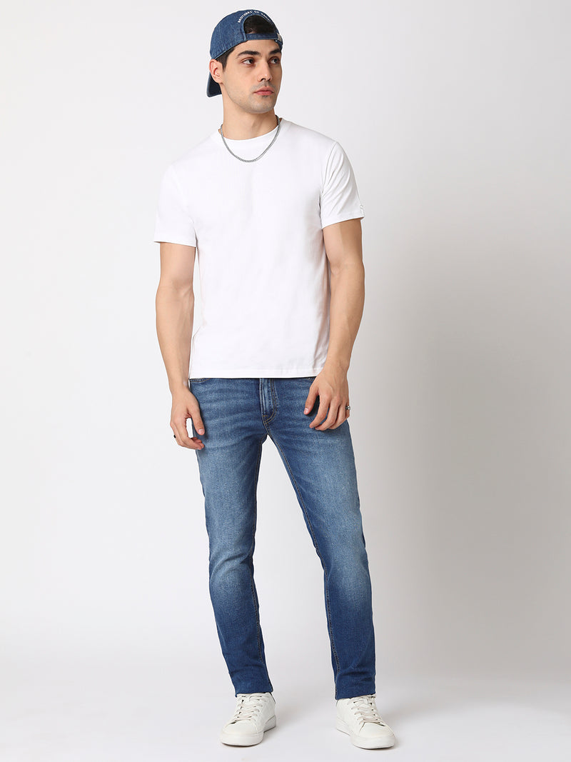 White Solid Round Neck Men T-shirt