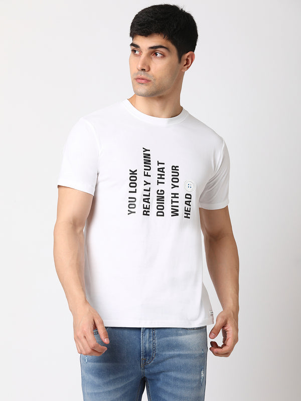 Tilt Your Head Men Round Neck T-shirt