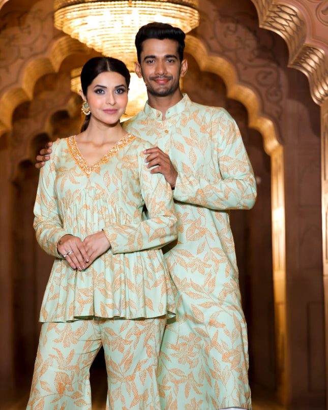 PISTACHIO FLORAL FESTIVE COUPLE