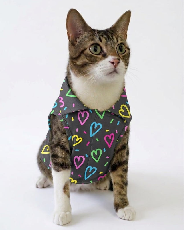 HEART BUZZ CAT SHIRT